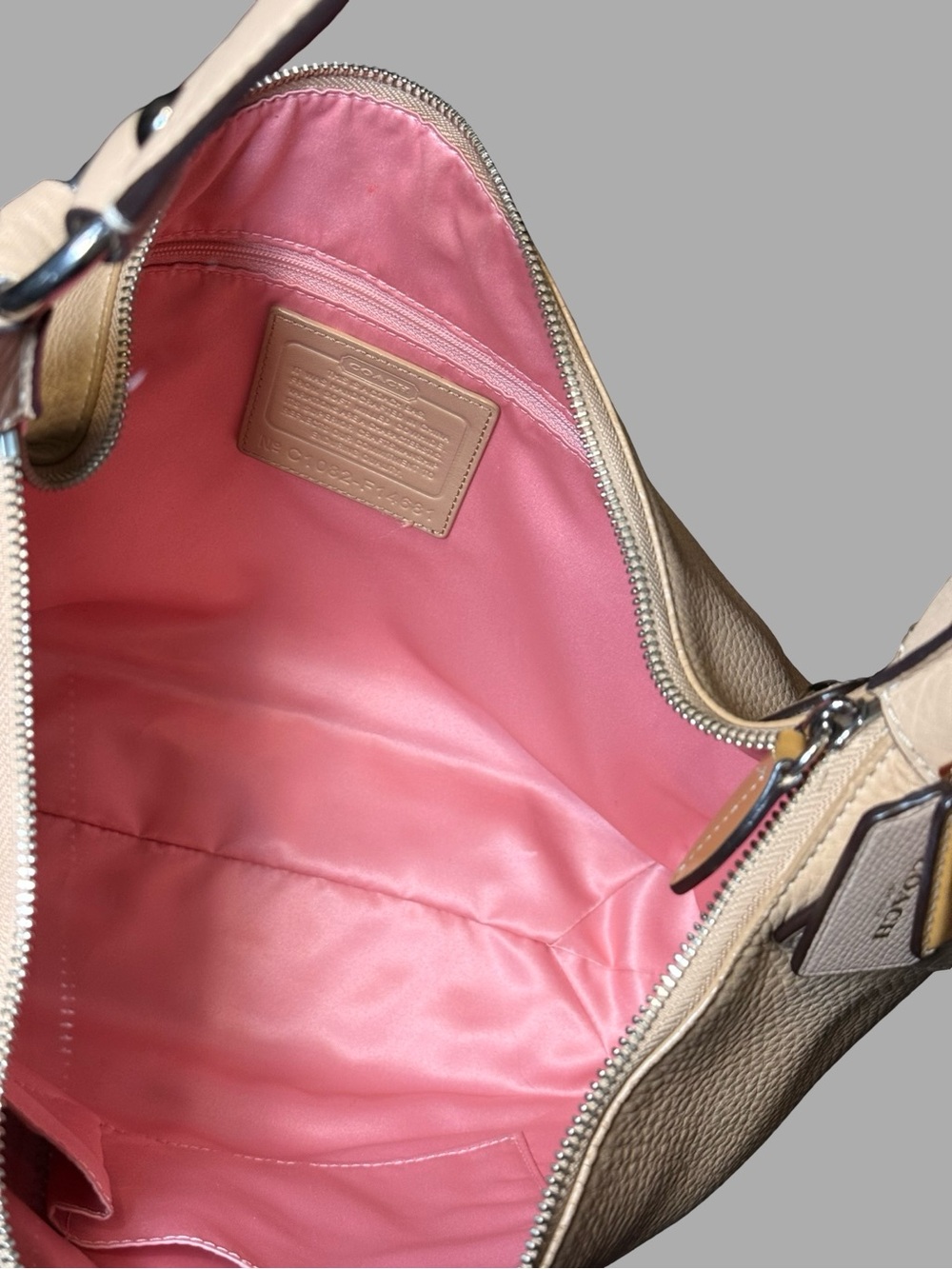 Vintage Coach Penelope Pebbled Leather Hobo Shoulder Bag - Style F14681Descripti - Picture 8 of 10
